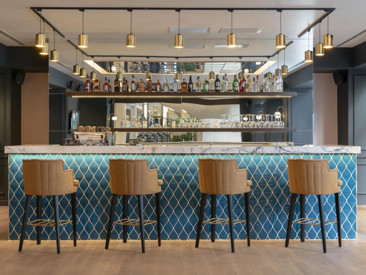 บาร์เซโล อิสตันบูล Hotel ภายนอก รูปภาพ The bar at the 2018-opened hotel