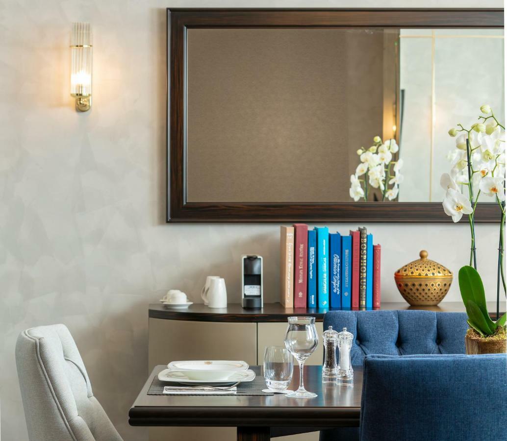 บาร์เซโล อิสตันบูล Hotel ภายนอก รูปภาพ A Nespresso machine in a hotel room